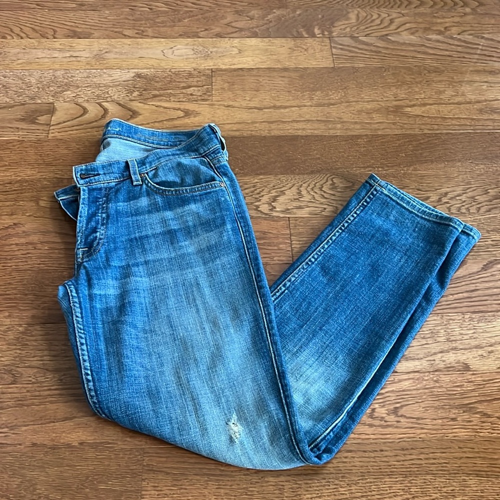 7 For all Mankind Josefina skinny boyfriend jeans light distressing sz 28